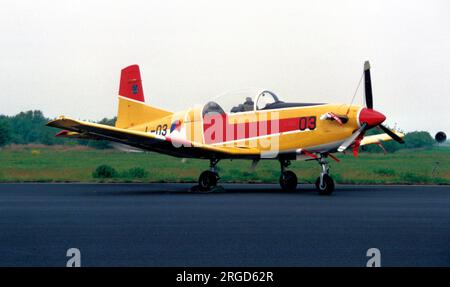 Koninklijke Luchtmacht - Pilatus PC-7 Turbo Trainer L-03 (msn 540). (Koninklijke Luchtmacht - Royal Netherlands Air Force). Stockfoto