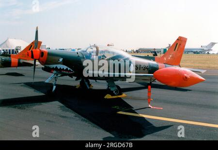 Force Aerienne Belge - SIAI-Marchetti SF.260MB ST-34 (msn 10-34). (Force Aerienne Belge - Belgische Luftwaffe). Stockfoto