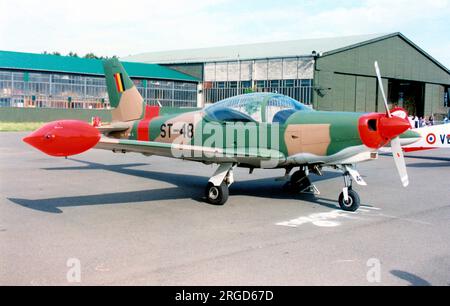 Force Aerienne Belge - SIAI-Marchetti SF.260MB ST-48 (msn 848). (Force Aerienne Belge - Belgische Luftwaffe). Stockfoto