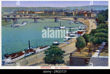 Dresden, Deutschland - Panoramablick auf die Elbe. Stockfoto