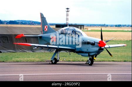 Polnische Luftwaffe – PZL-Okecie PZL-130TC-1 Orlik 016 (msn 02930016) Stockfoto