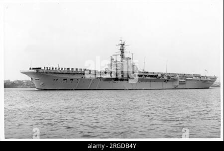 Royal Navy - HMS Albion R07, ein Flugzeugträger der Centaur-Klasse. Stockfoto