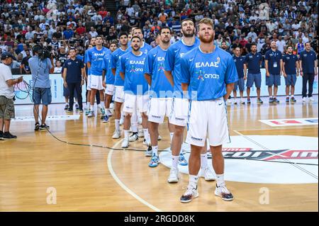 Athen, Lombardei, Griechenland. 8. Aug. 2023. Griechische Nationalmannschaft vor dem Aegean Acropolis Turnier zwischen Griechenland und Serbien im Oaka Stadium am 8. August 2023 in Athen, Griechenland. (Kreditbild: © Stefanos Kyriazis/ZUMA Press Wire) NUR REDAKTIONELLE VERWENDUNG! Nicht für den kommerziellen GEBRAUCH! Stockfoto