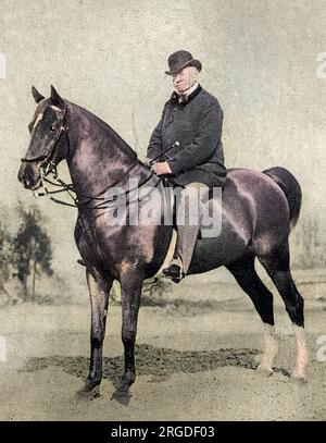 EMILE DE GIRARDIN, französische Journalistin, die den Großen immer wieder beleidigt: 1866 auf dem Pferderücken fotografiert. Stockfoto