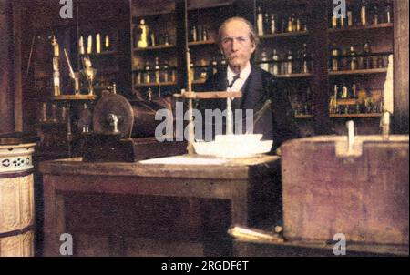 PIERRE-EUGENE-MARCELIN BERTHELOT - französischer Chemiker, bekannt für seine Arbeit an Sprengstoffen und Farbstoffen, fotografiert im Jahr 1903. Stockfoto