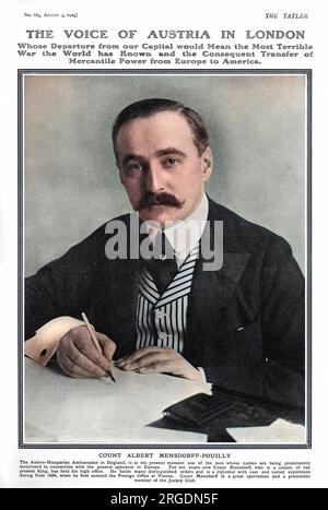 Graf Albert Mensdorff-Pouilly-Diechstrichstein (1861-1945), österreichischer Botschafter in London zum Zeitpunkt des Ausbruchs des Ersten Weltkriegs. Er war ein fähiger Diplomat und beliebt in den aristokratischen Kreisen Londons und war sowohl mit König Edward VII als auch mit König George V. befreundet. Er wurde während der Krise im Juli 1914 nicht vollständig über österreichische Pläne informiert und musste London nach der Kriegserklärung schließlich verlassen 12. August 1914. Der Tatler erwähnt, dass er „ein großer Sportler und ein prominentes Mitglied des Jockey Clubs ist“. Er schreibt auch, dass sein Abflug aus London bevorsteht Stockfoto