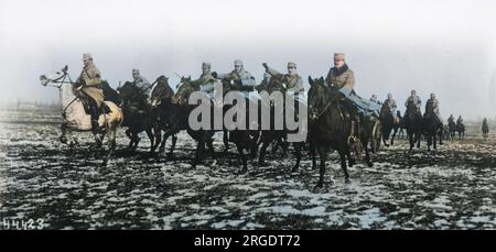 Die österreichisch-ungarische Kavallerie in Aktion während des Ersten Weltkriegs. Stockfoto