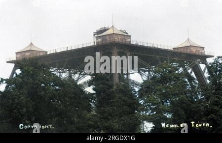 Der Wembley Park Tower ist im Bau. Auch bekannt als Watkin's Tower, sollte es das Herzstück eines Vergnügungsparks sein und auf dem 358 Meter hohen Eiffelturm basieren. Das Projekt hatte nach Abschluss der ersten Ebene (47 Meter) keine Mittel mehr und wurde 1907 abgerissen. Stockfoto