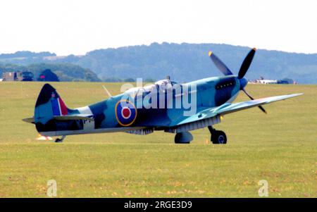 Supermarine Spitfire Mk HF Mk.IXe G-CTIX / PT462, von Charles Church Displays Ltd Stockfoto