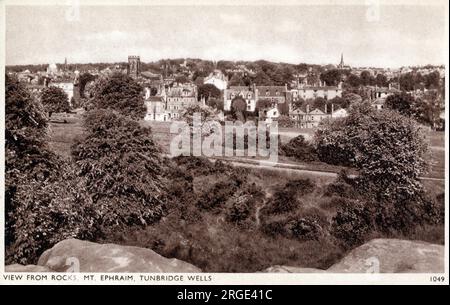 Royal Tunbridge Wells, Kent - Blick in Richtung Stadtzentrum von den Wellington Rocks - Mt. Ephraim. Stockfoto