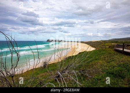 75 km langer Strand auf den Fraser Islands mit Blick auf den Indianerkopf, Queensland, Australien 2023, Meerblick Stockfoto