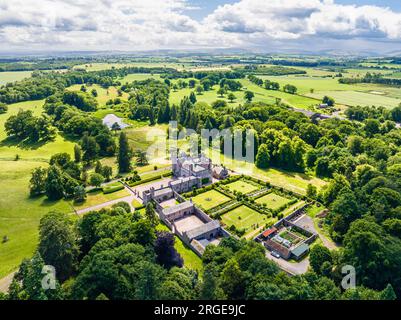 Hutton im Wald von einer Drohne, Skelton, Cumberland, Lake District, Cumbria, England Stockfoto