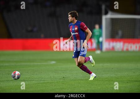 Barcelona, Esp. 08. Aug. 2023. FC BARCELONA gegen TOTTENHAM HOTSPUR 8. August 2023 Marcos Alonso (17) des FC Barcelona während des Spiels zwischen FC Barcelona und Tottenham Hotspur, das der Joan Gamper Trophäe im Olimpic Stadium in Montjuic in Barcelona, Spanien entspricht. Kredit: Rosdemora/Alamy Live News Stockfoto