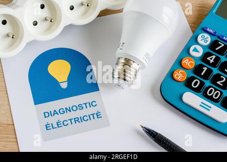 Elektrische Diagnose. Obligatorisch in der technischen Diagnosedatei in Frankreich. Stockfoto