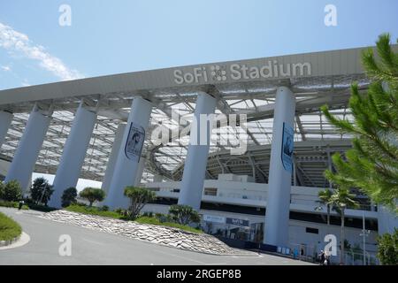 Inglewood, Kalifornien, USA 8. August 2023 Ein allgemeiner Blick auf die Atmosphäre bei Singer/Songwriter Taylor Swift Eras Tour Sofi Stadium Konzerte, Nacht 5 von 6 ausverkaufte Shows von 70.000 jeden Abend im Sofi Stadium am 8. August 2023 in Inglewood, Kalifornien, USA. Foto: Barry King/Alamy Live News Stockfoto