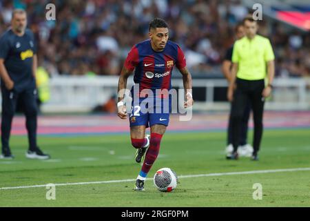 Barcelona, Spanien. 8. Aug. 2023. Raphinha (Barcelona) Fußball : spanisches Spiel „Joan Gamper Cup“ zwischen dem FC Barcelona 4-2 Tottenham Hotspur FC bei der Estadi Olimpic Lluis Companys in Barcelona, Spanien . Kredit: Mutsu Kawamori/AFLO/Alamy Live News Stockfoto