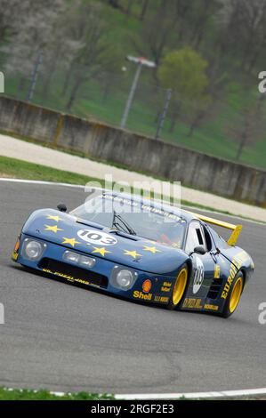 Scarperia, Mugello 5. märz 2008: Unbekannt fährt Ferrari 512 BB LM Jahr 1979 während des Trainings auf dem Mugello Circuit. Italien Stockfoto