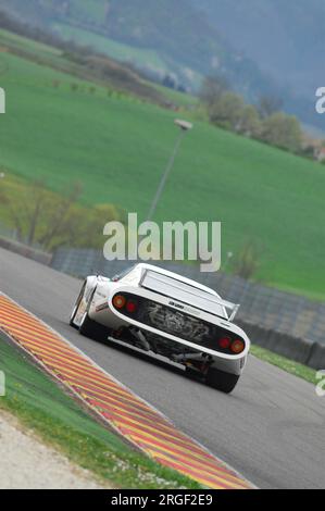 Scarperia, Mugello 5. märz 2008: Unbekannt fährt Ferrari 512 BB LM Jahr 1979 während des Trainings auf dem Mugello Circuit. Italien Stockfoto