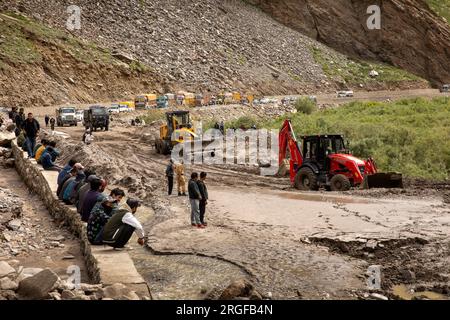 Indien, Ladakh, Zanskar, Autobahn NH301 nach Zanskar, Erdrutsche, die die Straße blockieren Stockfoto