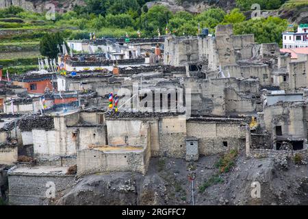 Wunderschönes Dorf Kagbeni am Ufer des Kaligandaki River in Upper Mustang, Nepal Stockfoto