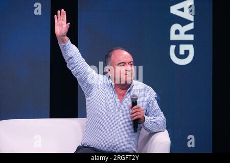 Corigliano Rossano, Italien. 08. Aug. 2023. Nicola Gratteri, Staatsanwältin am Gericht Catanzaro, Eigentümer mehrerer Ermittlungen der DDA und der DIA von Catanzaro, während einer Aussprache über den Kampf gegen die Mafia und die Ndrangheta in Corigliano Rossano in Kalabrien, Süditalien. Kredit: Unabhängige Fotoagentur/Alamy Live News Stockfoto