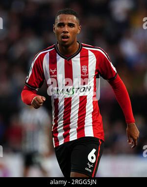 Ethan Erhahon von Lincoln City während des ersten Spiels des Carabao Cup in der Meadow Lane, Nottingham. Foto: Dienstag, 8. August 2023. Stockfoto