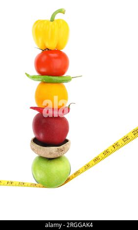 Gesunde Lebensmittel und Ernährung, frisches Obst und Gemüse isoliert auf weißem, transparentem Hintergrund Stockfoto