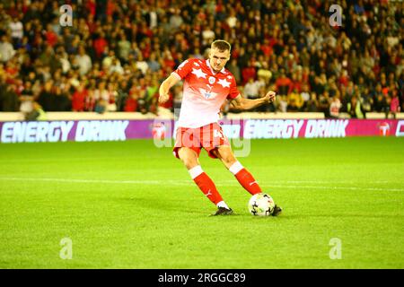 Oakwell Stadium, Barnsley, England - 8. August 2023 Jack Shepherd (41) von Barnsley im Elfmeterschießen - während des Spiels Barnsley gegen Tranmere Rovers, EFL Cup, 2023/24, Oakwell Stadium, Barnsley, England - 8. August 2023 Kredit: Arthur Haigh/WhiteRosePhotos/Alamy Live News Stockfoto