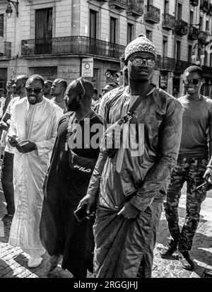 Äthiopier marschieren in Protest auf den Straßen von Barcelona. Spanien. Stockfoto