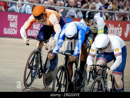 GLASGOW - Harrie Lavreysen in Aktion mit Keirin während der Radsport-Weltmeisterschaft. Die schottische Stadt wird vom 3. Bis 13. August Schauplatz einer Weltmeisterschaft mit mehreren Radsportarten sein. ANP ROBIN VAN LONKHUIJSEN Stockfoto