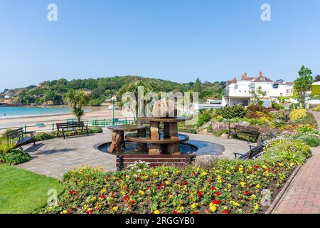 Wasserbrunnen in St Brélade Garden, Saint Brélade's Bay, St Brélade Parish, Jersey, Kanalinseln Stockfoto