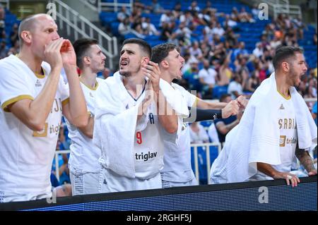 Athen, Lombardei, Griechenland. 9. Aug. 2023. Serbische Tischspieler während des Aegean Acropolis Tournament zwischen Italien und Serbien im Oaka Stadium am 9. August 2023 in Athen, Griechenland. (Kreditbild: © Stefanos Kyriazis/ZUMA Press Wire) NUR REDAKTIONELLE VERWENDUNG! Nicht für den kommerziellen GEBRAUCH! Stockfoto