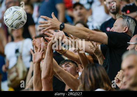 Turin, Italien. 09. Aug. 2023. Während des Saisonvorbereitungstests zwischen dem FC Juventus und dem FC Juventus NextGen U23 am 09. August 2023 im Juventus Stadium, Turin, Italien. Foto Nderim Kaceli Kredit: Unabhängige Fotoagentur/Alamy Live News Stockfoto