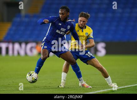 Mahlon Romeo von Cardiff City während des Carabao Cup-Spiels in der ersten Runde im Cardiff City Stadium. Bilddatum: Mittwoch, 9. August 2023. Stockfoto