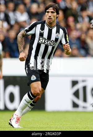 Sandro Tonali von Newcastle United während des Sela-Cup-Spiels in St. James' Park, Newcastle-upon-Tyne. Foto: Samstag, 5. August 2023. Stockfoto