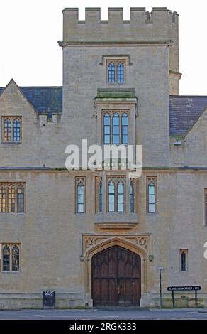 Eintritt zu den Salvin-Gebäuden des Balliol College in der Mary Magdalen Street East gegenüber der Beaumont Street in St. Giles' Oxford England Stockfoto