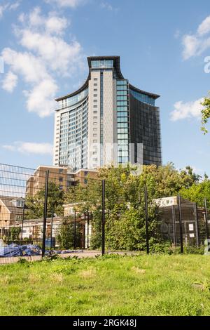 Empress State Building (ESB), Empress Approach, Lillie Road, West Brompton, Fulham, London, SW6, England, Großbritannien Stockfoto