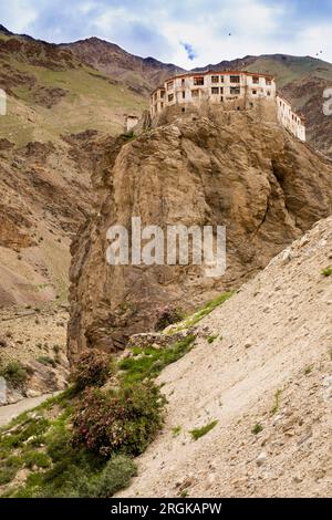 Indien, Ladakh, Zanskar, Kloster Bardan Dogpa/Kargyud über dem Fluss Lungnak Chu Stockfoto