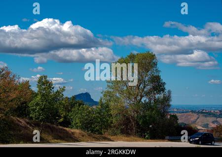 il profilo del Monte Titano nella Repubblica di San Marino Stockfoto