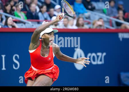 07. August 2023: Venus Williams (USA) beim Spiel der WTA National Bank Open in der ersten Runde im IGA Stadium in Montreal, Quebec. Daniel Lea/CSM Stockfoto