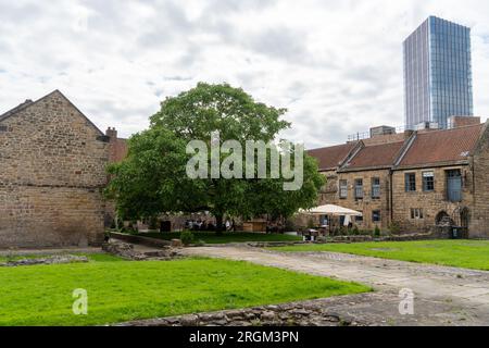 Blackfriars in der Stadt Newcastle upon Tyne, Großbritannien - eine dominikanische Friäre der Kategorie I des 13. Jahrhunderts, jetzt Blackfriars Restaurant. Stockfoto