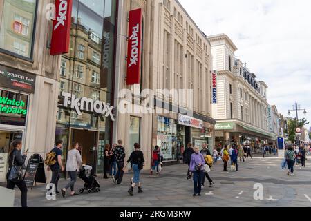 Northumberland Street in Newcastle Upon Tyne, Großbritannien, mit dem Sports Direct Store, der geschlossen wird, um Platz für eine neue, größere Filiale zu schaffen. Stockfoto