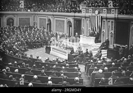 Präsident Warren G. Harding hält die erste Jahresansprache vor dem Kongress ca. 1921-1924 Stockfoto
