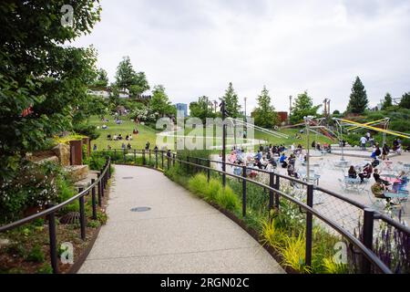 Pfad in Little Island im Hudson River Park, Manhattan, New York, USA Stockfoto