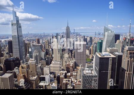 Blick vom Top of the Rock auf die untere Seite von Manhattan, Rockefeller Center, Manhattan, NYC, USA Stockfoto