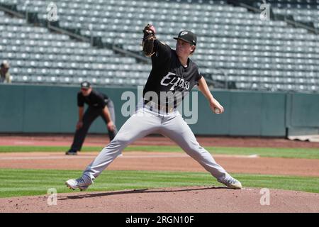 August 6 2023: El Paso Pitcher Jay Groome (44) wirft während des Spiels mit El Paso Chihuahuas und Salt Lake Bees im Smiths Field in Salt Lake Ut. David Seelig/Cal Sport Medi Stockfoto