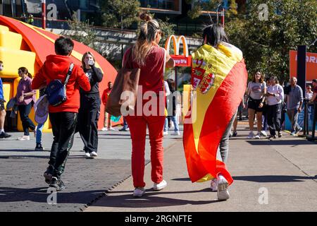 Sydney, Australien. 11. Aug. 2023. Sydney, Australien, August 10. 2023: Fans Spaniens beim FIFA Fanfestival 2023 während des Fußballspiels der FIFA Womens World Cup 2023 zwischen Spanien und den Niederlanden in Sydney, Australien. (Daniela Porcelli/SPP) Kredit: SPP Sport Press Photo. Alamy Live News Stockfoto