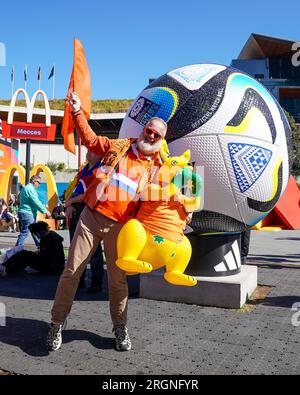 Sydney, Australien. 11. Aug. 2023. Sydney, Australien, August 10. 2023: Fan der Niederlande beim FIFA Fanfestival 2023 während des Fußballspiels der FIFA Womens World Cup 2023 zwischen Spanien und den Niederlanden in Sydney, Australien. (Daniela Porcelli/SPP) Kredit: SPP Sport Press Photo. Alamy Live News Stockfoto