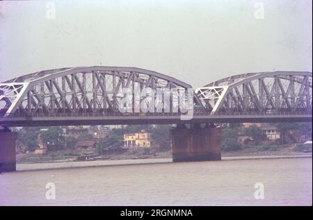 Vivekananda Setu ist eine Brücke über den Hooghtly River in West Bengalen, Indien. Sie verbindet die Stadt Howrah bei Bally mit Kolkata bei Dakshineswar. Tempel. Indien Stockfoto