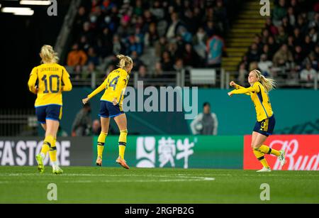 August 11 2023: Nathalie Bjorn (Schweden) und Amanda Ilestedt (Schweden) feiern nach dem Spiel während eines Spiels, am, . Kim Price/CSM Stockfoto